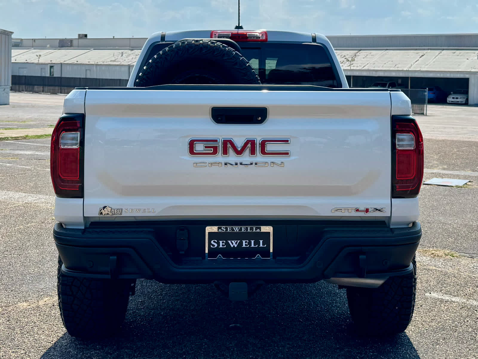 2024 Gmc Canyon AT4X photo 4
