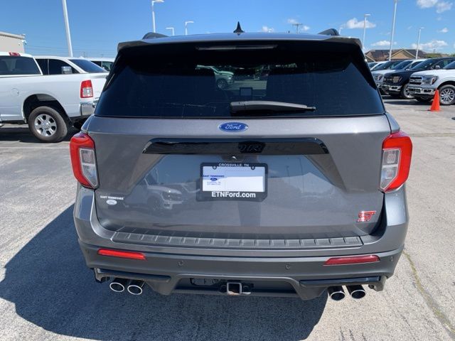 2024 Ford Explorer ST photo 3