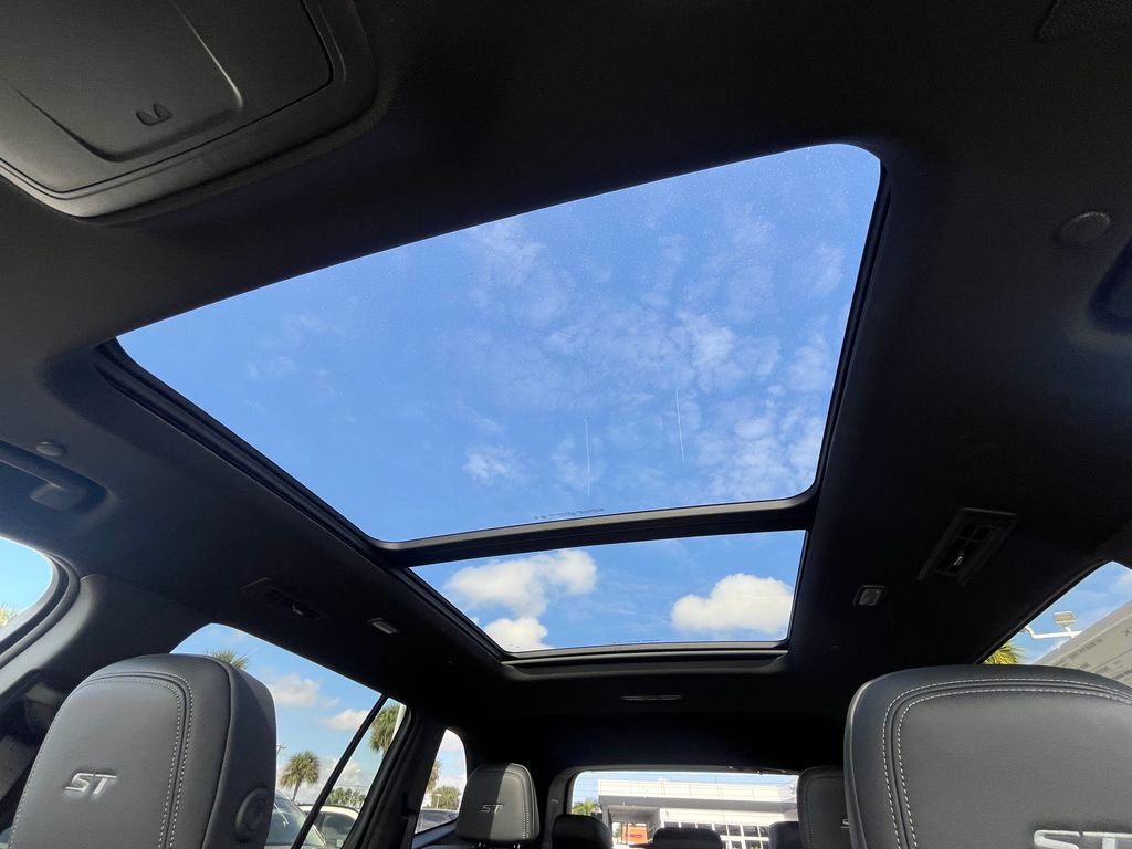 2025 Buick Enclave Sport Touring photo 33