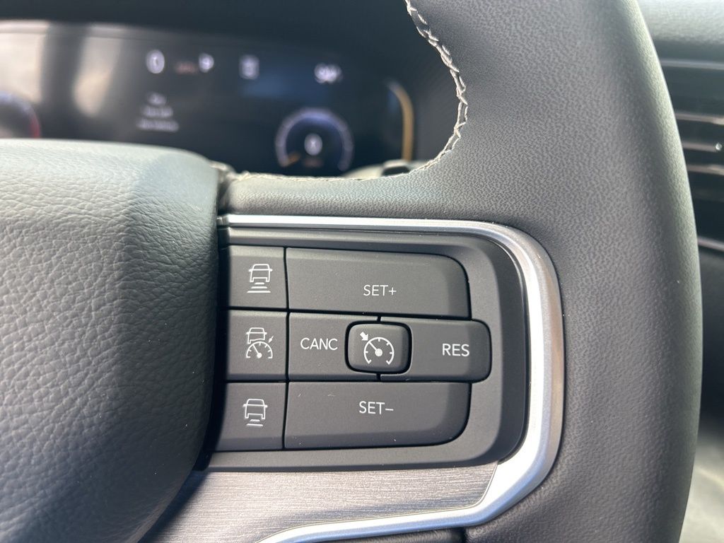 2025 Jeep Wagoneer Series II photo 37