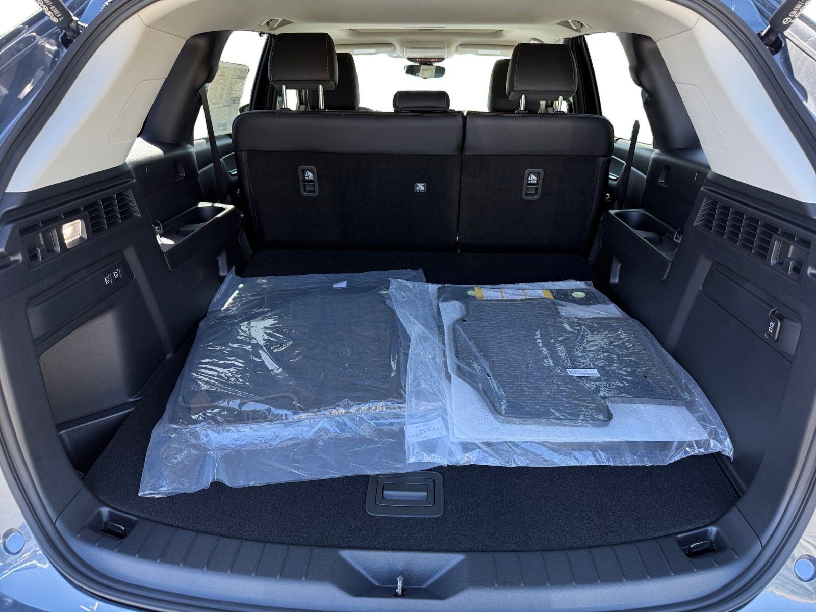 2025 Mazda CX-70 3.3 Turbo Preferred photo 17