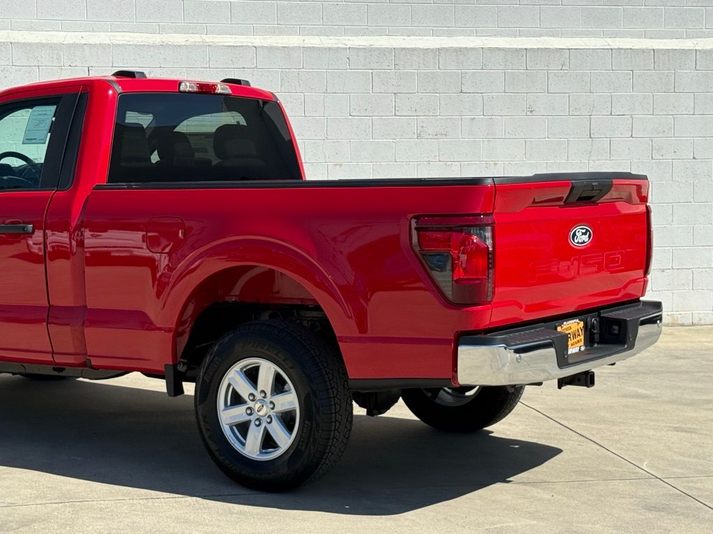 2025 Ford F-150 XL photo 6