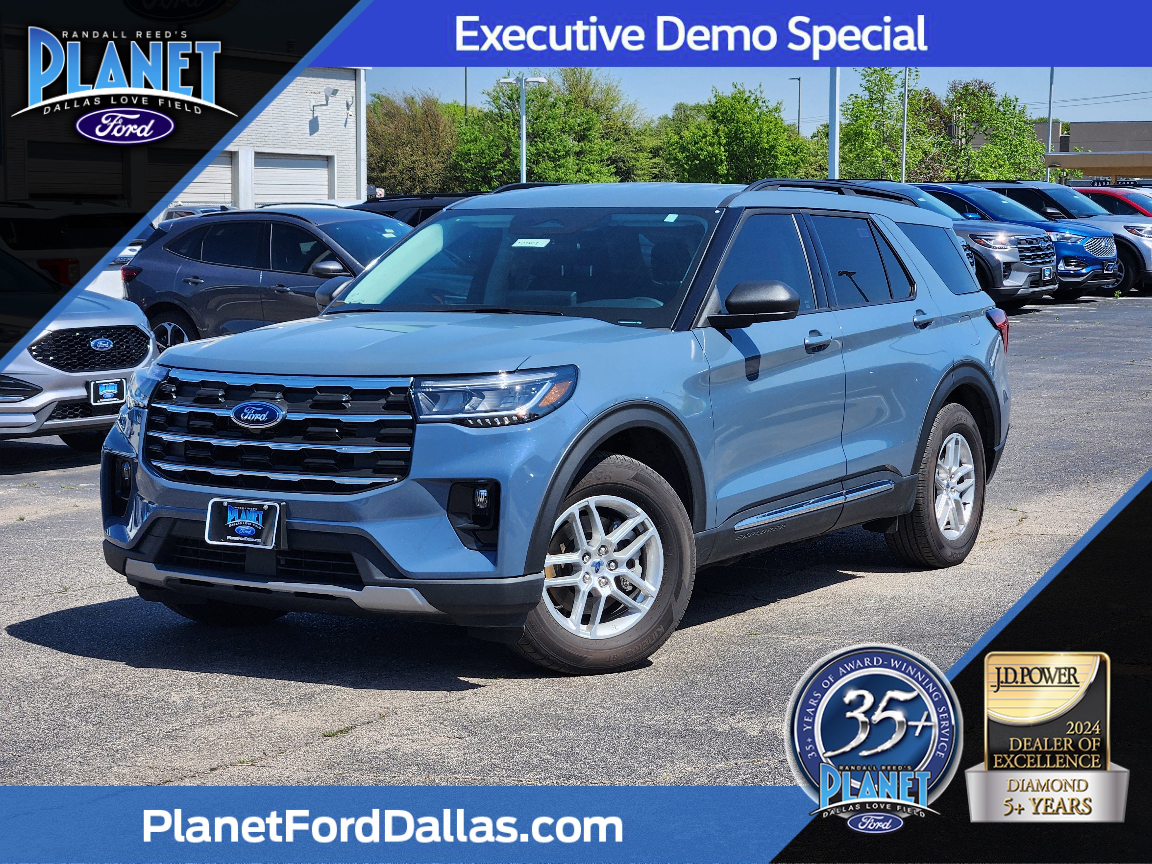New 2025 Vapor Blue Ford Active image 1