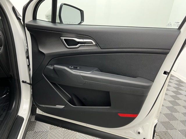 2024 Kia Sportage LX photo 28