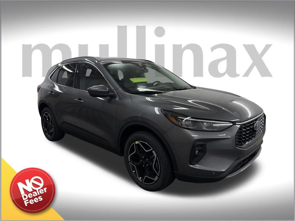 2026 Ford Escape Platinum's photo