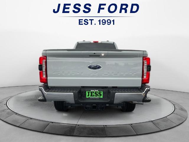 2026 Ford F-350 Lariat photo 4