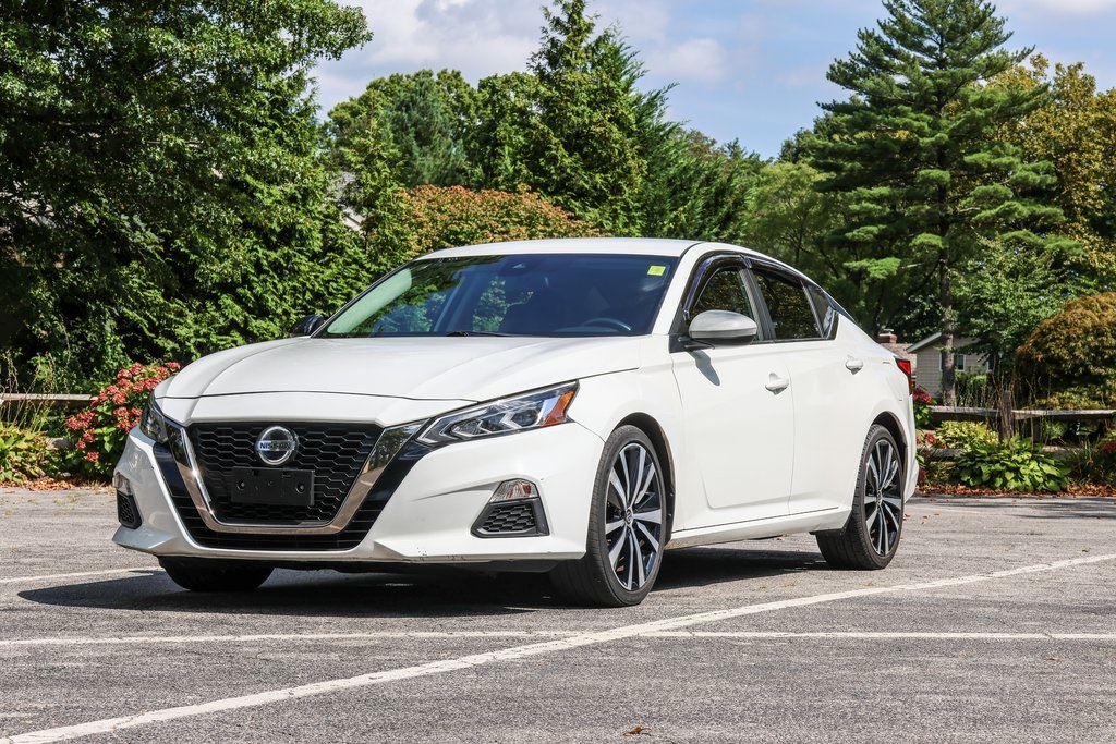 2020 Nissan Altima 2.5 SR photo 3