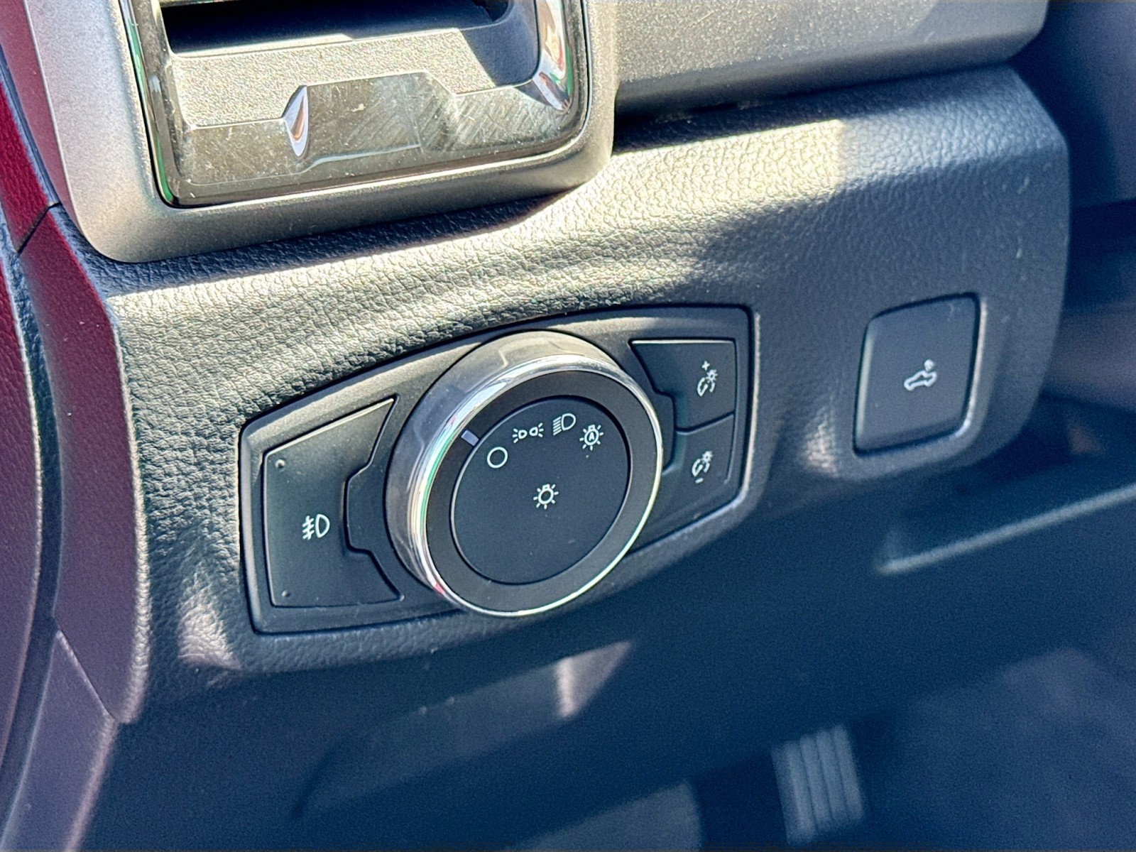 2022 Ford Ranger XLT photo 9