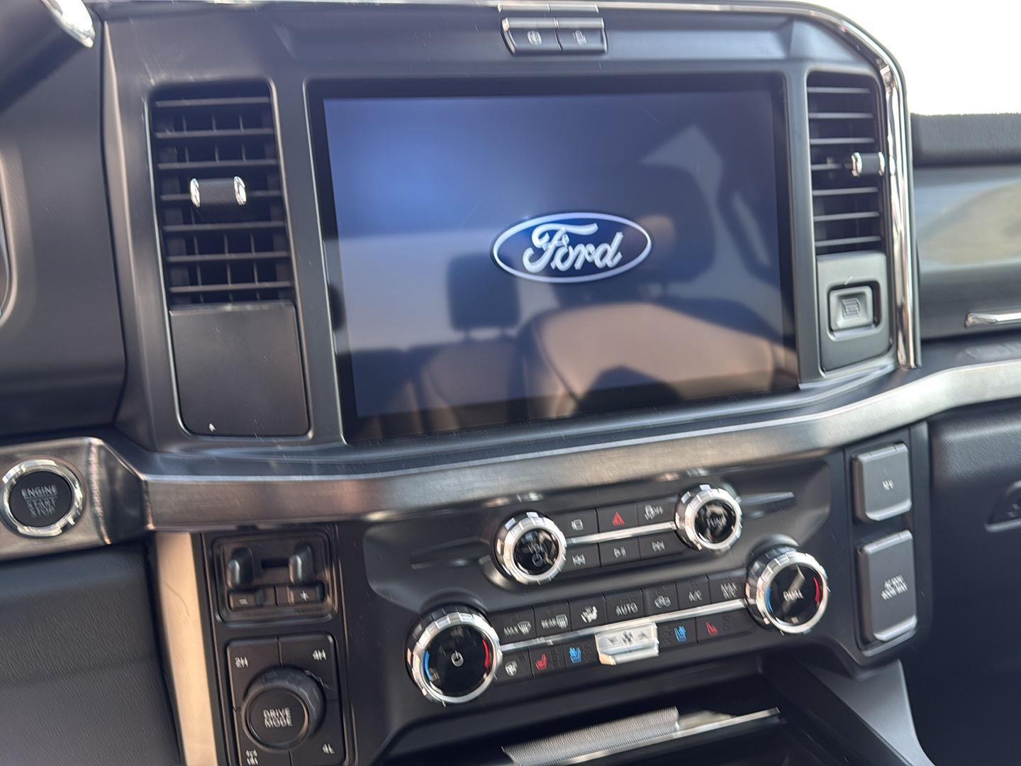 2025 Ford F-250 Lariat photo 5