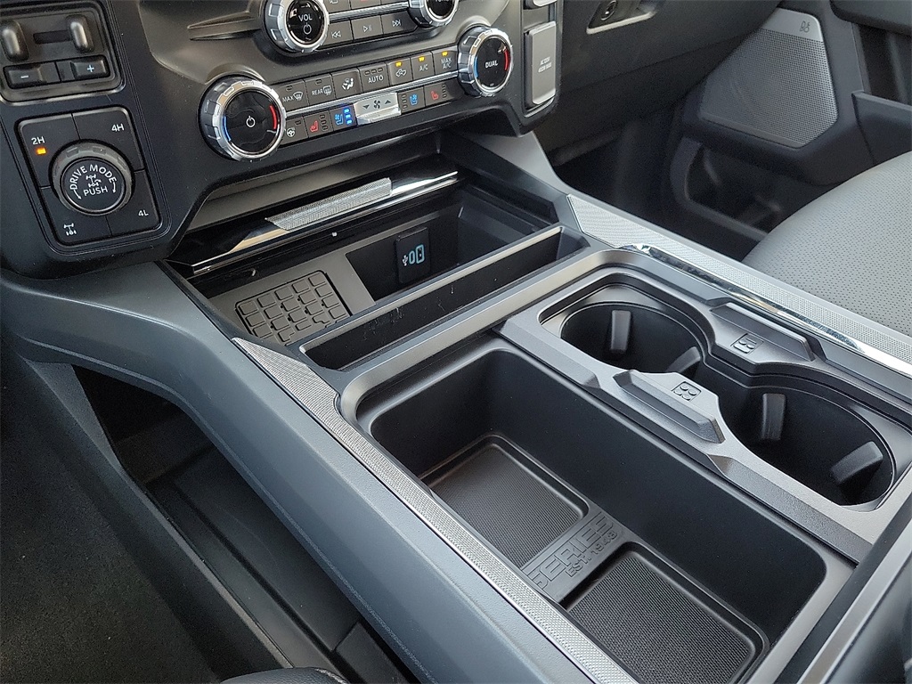2025 Ford F-250 photo 25