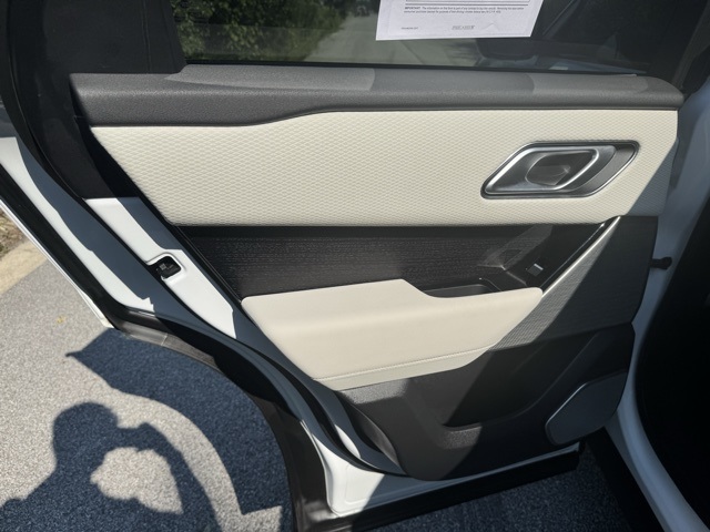 2022 Land Rover Range Rover Velar S photo 31