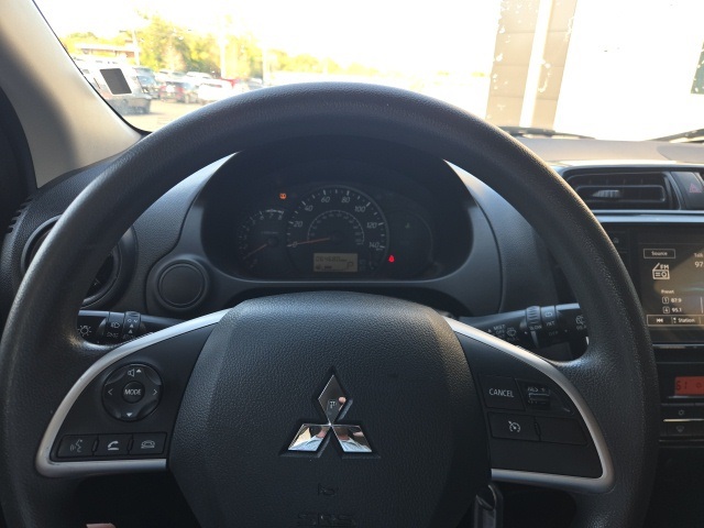 2022 Mitsubishi Mirage ES photo 13