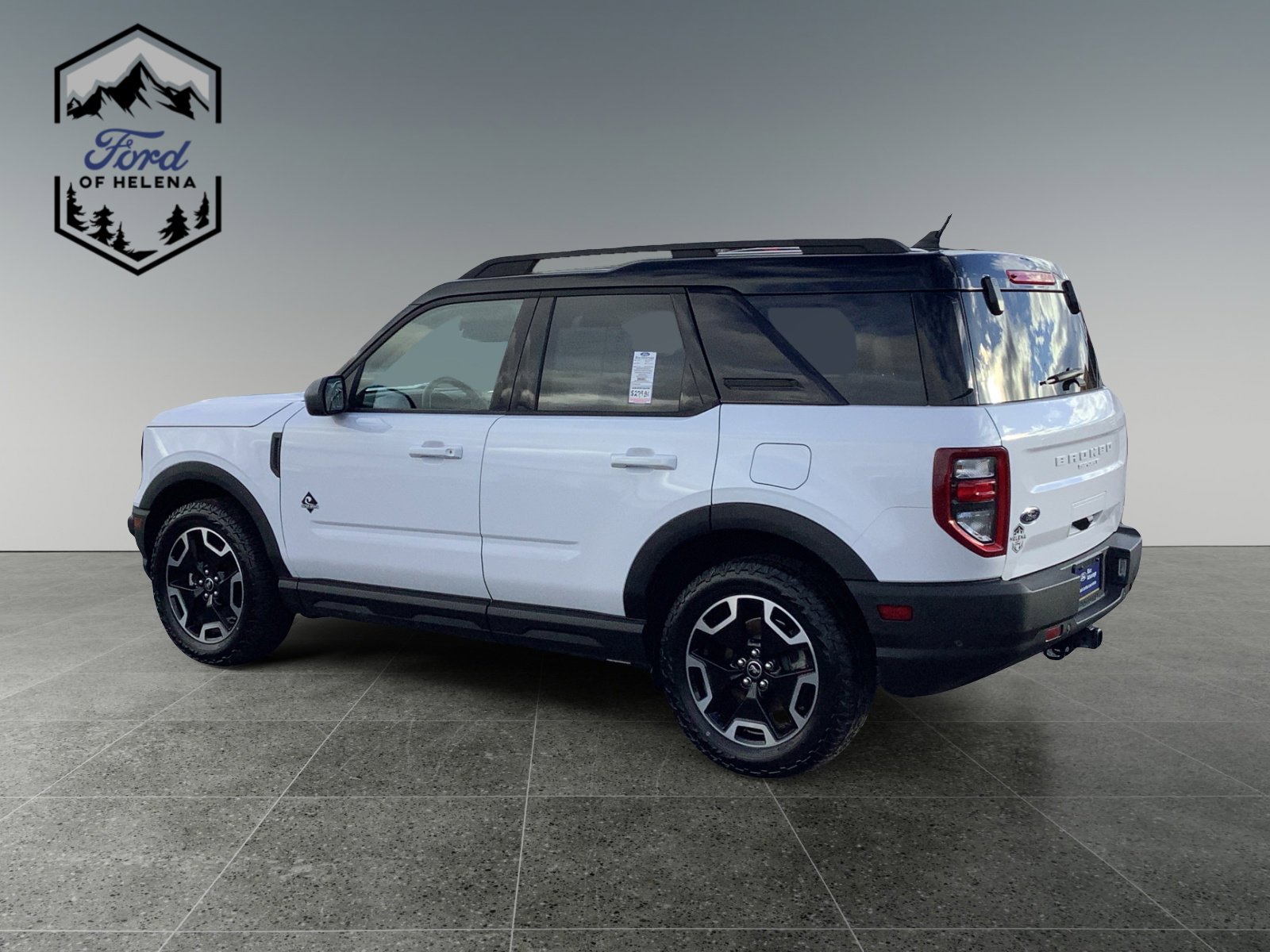 2021 Ford Bronco Sport Outer Banks photo 3