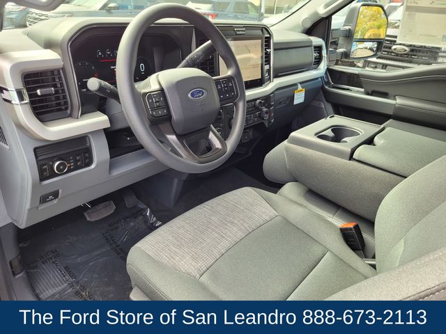 2026 Ford F-250 photo 3