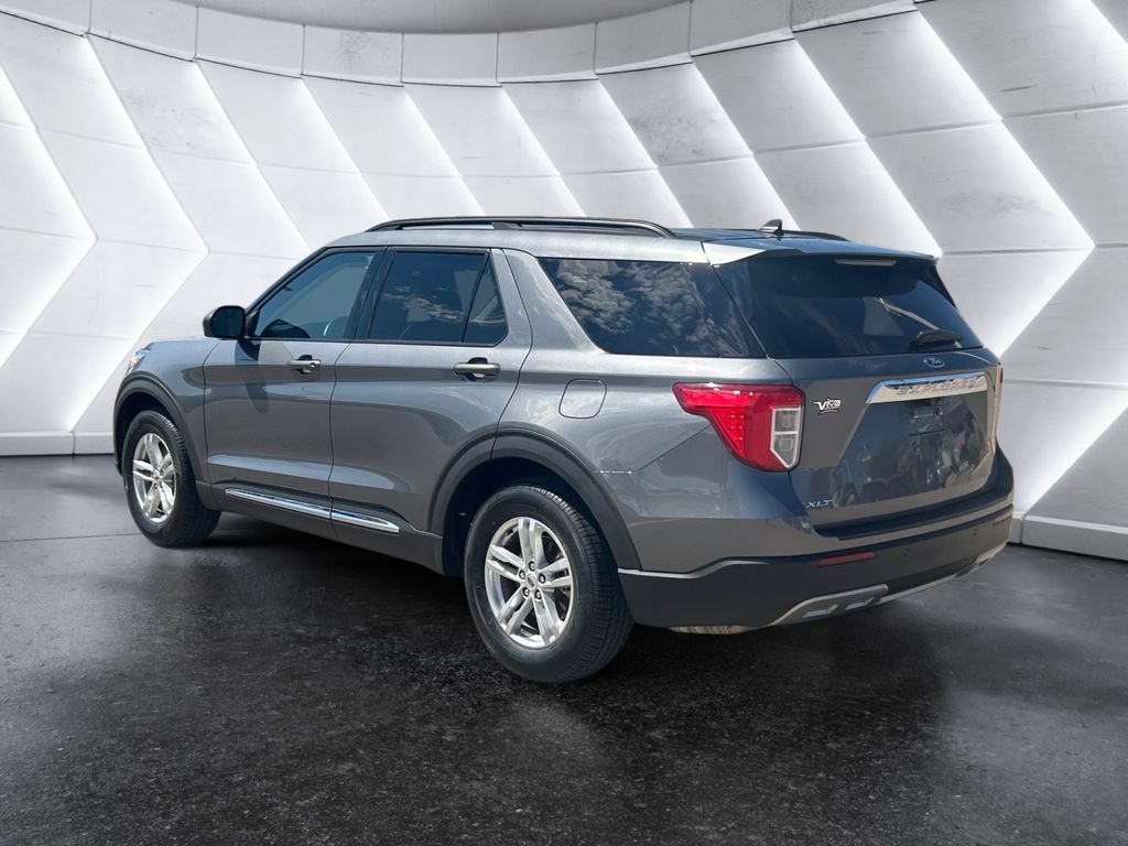 2022 Ford Explorer XLT photo 6