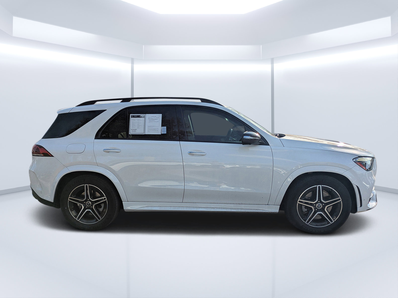 2023 Mercedes Benz GLE 450 4MATIC photo 4