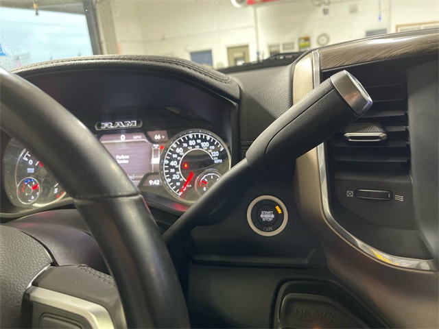 2021 Ram 3500 Laramie photo 19