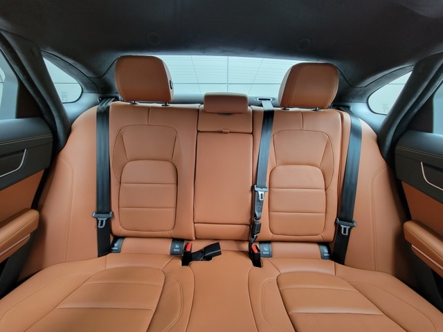2024 Jaguar XF R-Dynamic SE photo 22