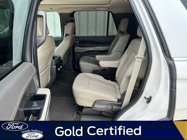 2019 Ford Expedition Limited photo 16
