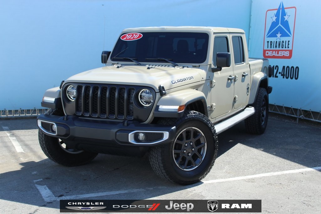 2020 Jeep Gladiator Overland's photo