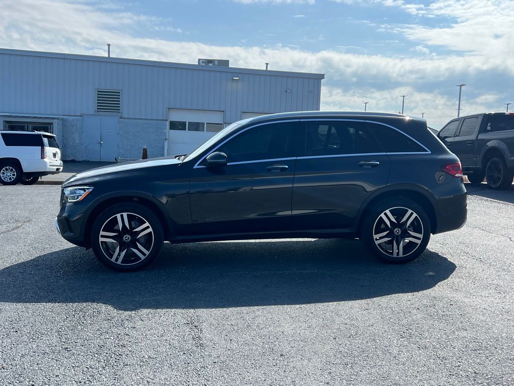 2021 Mercedes Benz GLC 300 photo 7