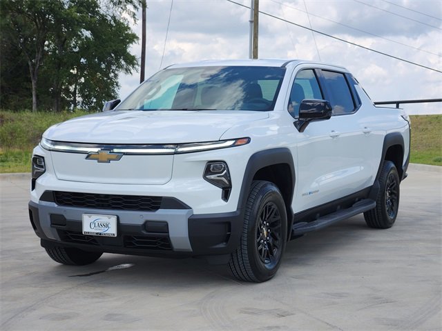 2026 Chevrolet Silverado EV LT photo 2