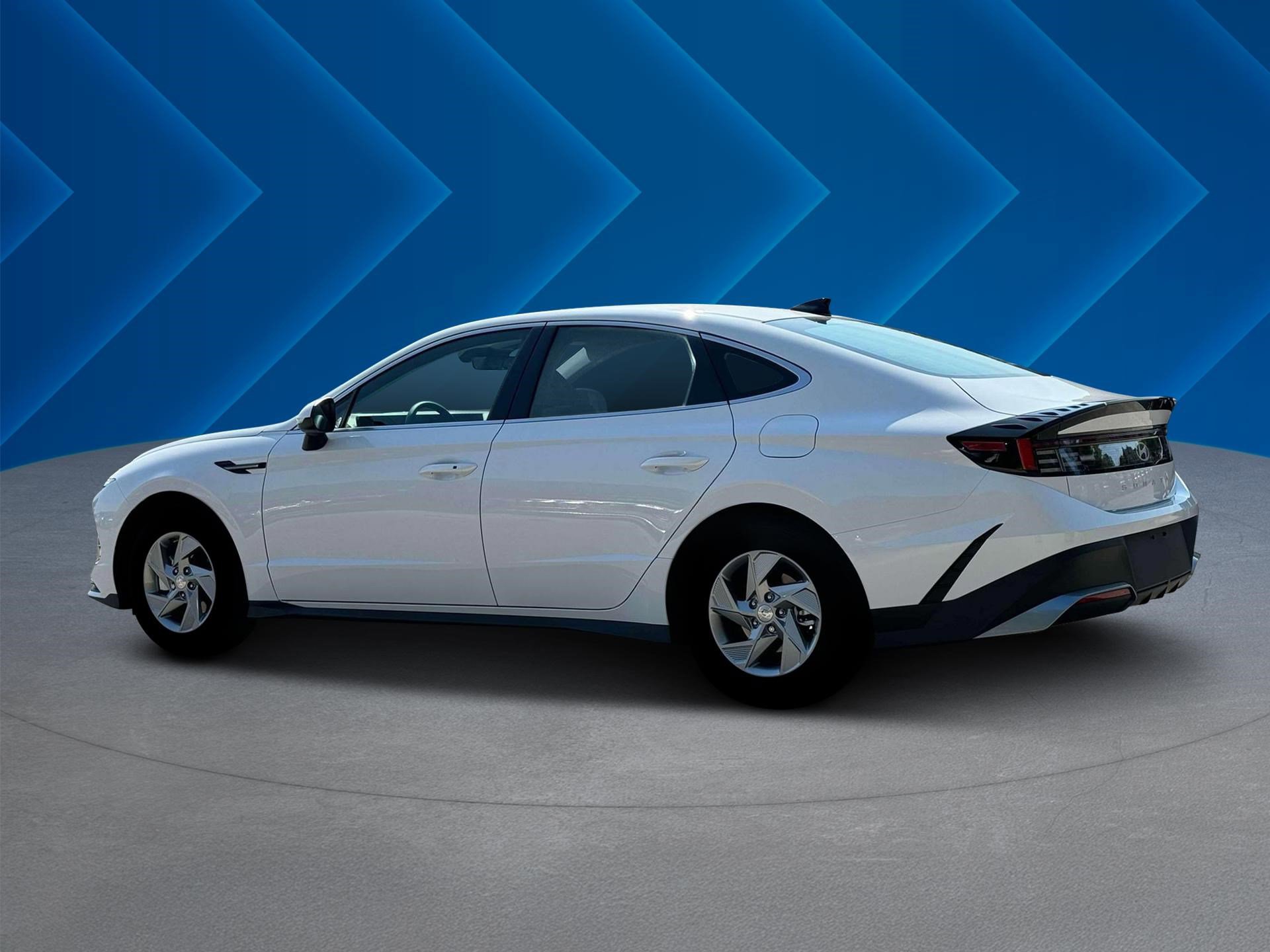 2025 Hyundai Sonata SE photo 4