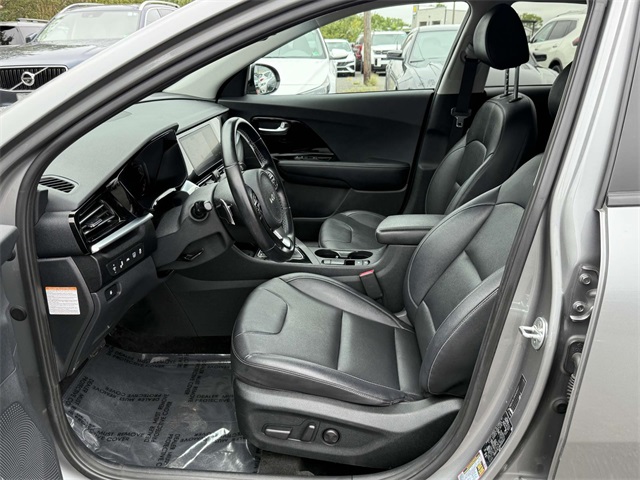 2022 Kia Niro Touring Special Edition photo 13