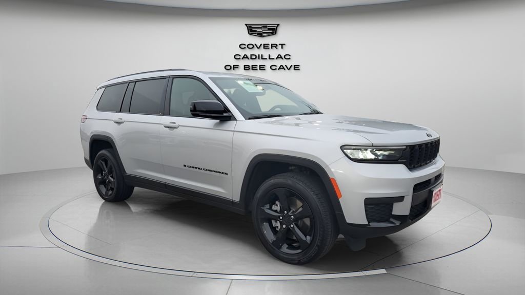 2024 Jeep Grand Cherokee L Altitude's photo