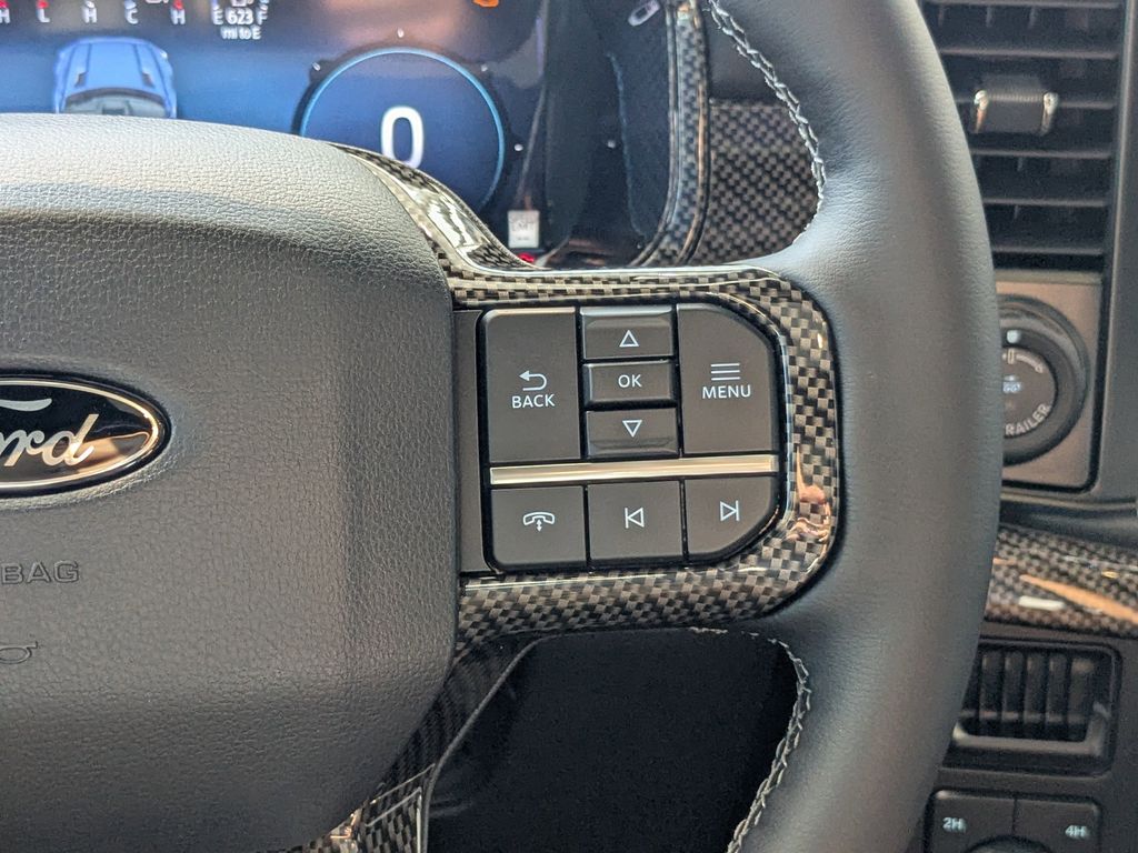 2025 Ford F-150 Lariat photo 15