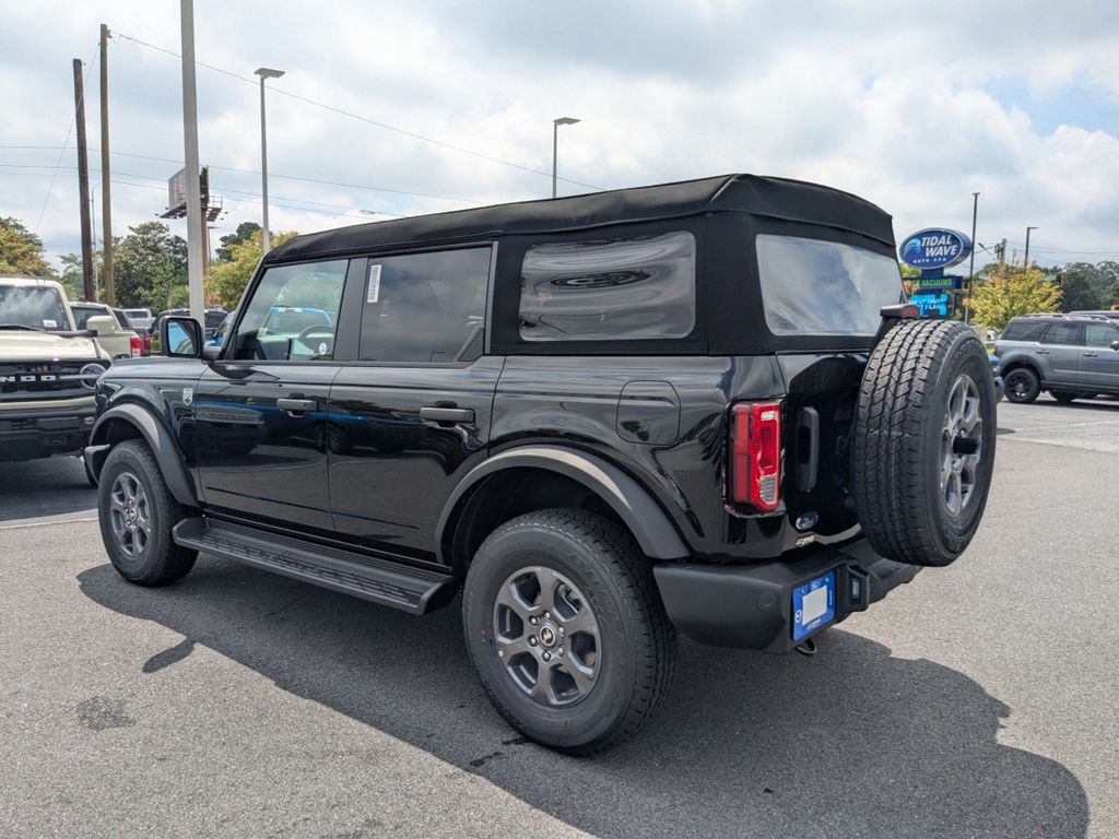 2025 Ford Bronco Big Bend photo 4