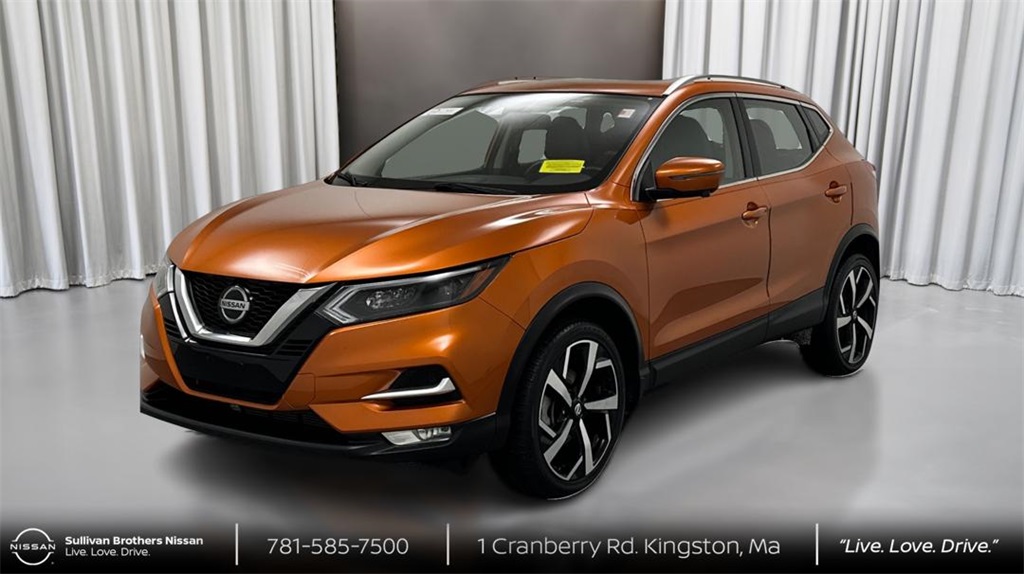 Certified Used 2021 Orange Nissan SL image 1