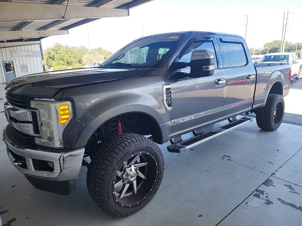 2017 Ford F-250 Super Duty XLT's photo