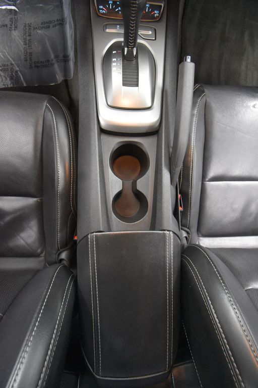 2013 Chevrolet Camaro 2LT photo 29