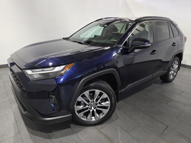 2023 Toyota RAV4 XLE Premium's photo