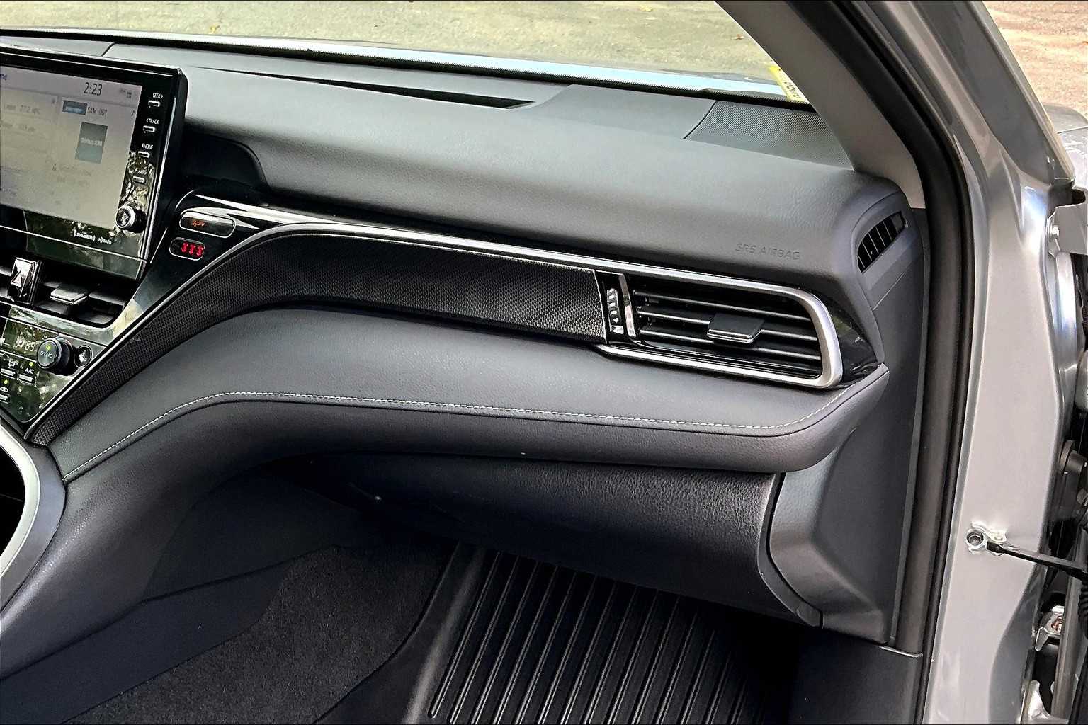 2024 Toyota Camry XSE photo 18