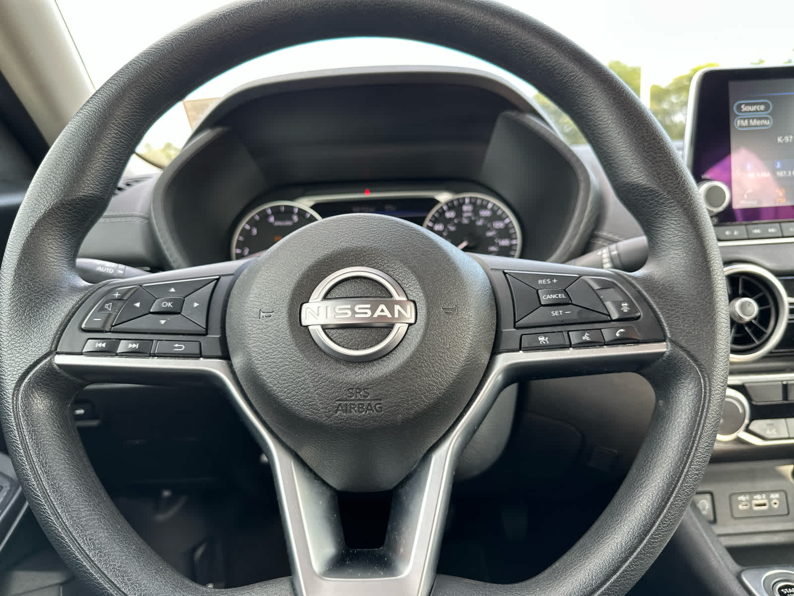 2024 Nissan Sentra SV photo 14
