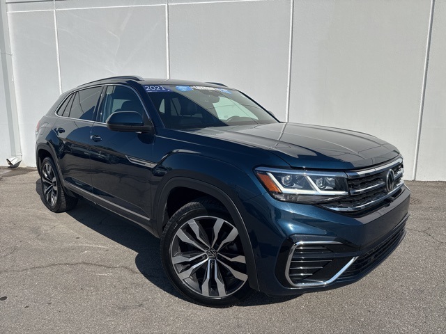 Certified 2021 Volkswagen Atlas Cross Sport SEL Premium R-Line with VIN 1V2FE2CA6MC207104 for sale in Kansas City