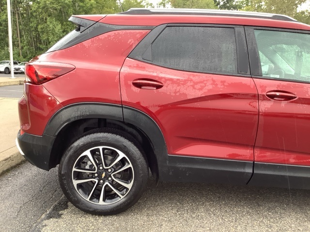 2025 Chevrolet Trailblazer LT photo 6