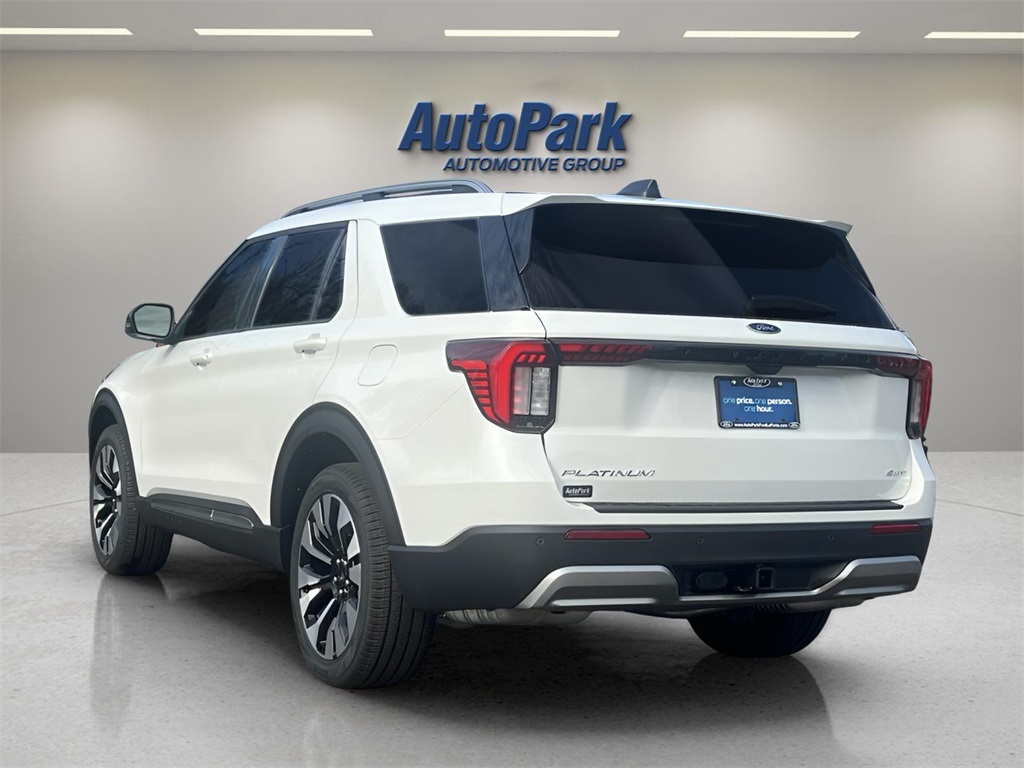 2026 Ford Explorer Platinum photo 4