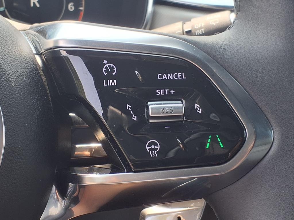 2026 Jaguar F-PACE P250 R-Dynamic S photo 13