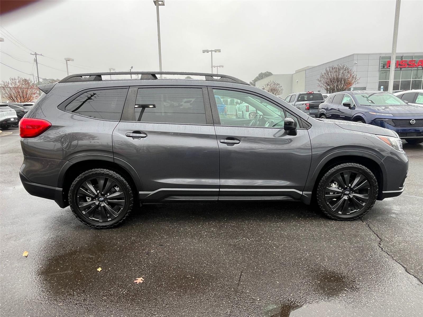 2022 Subaru Ascent Onyx Edition photo 4