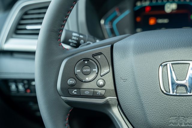 2026 Honda Odyssey photo 24
