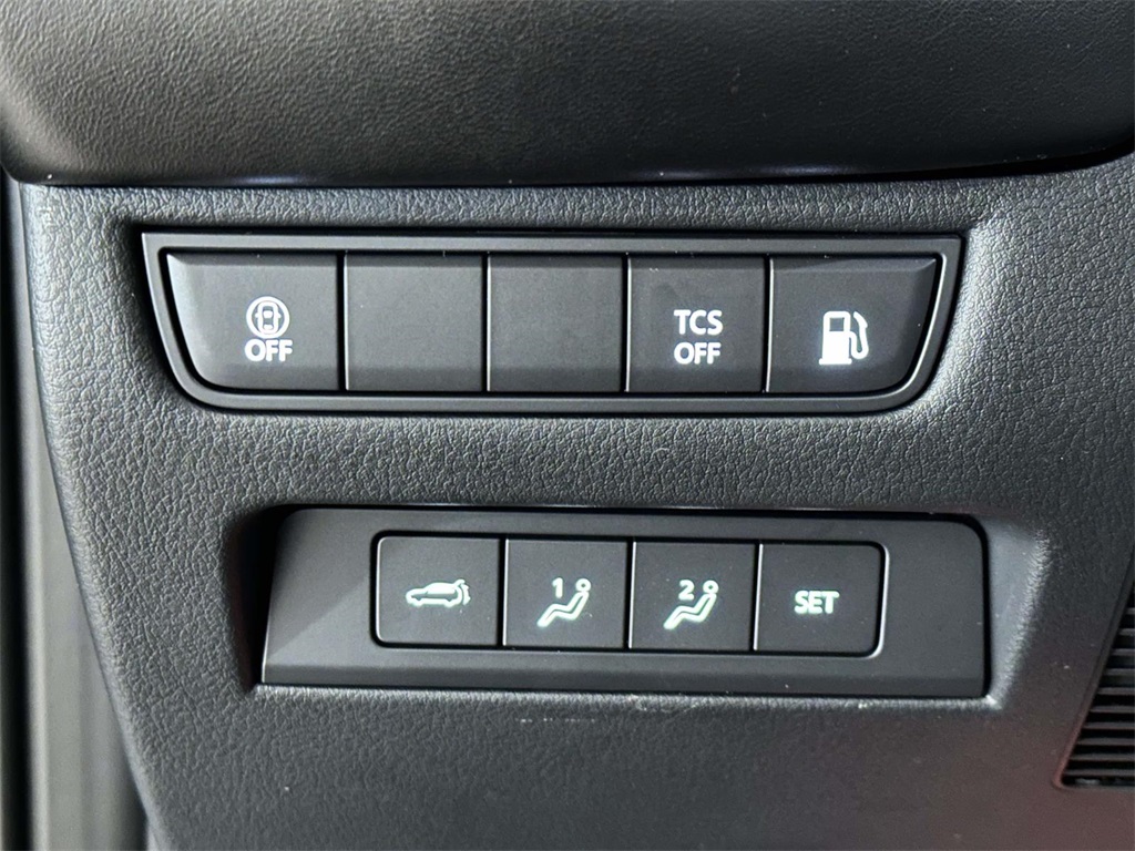 2025 Mazda CX-50 Premium photo 28