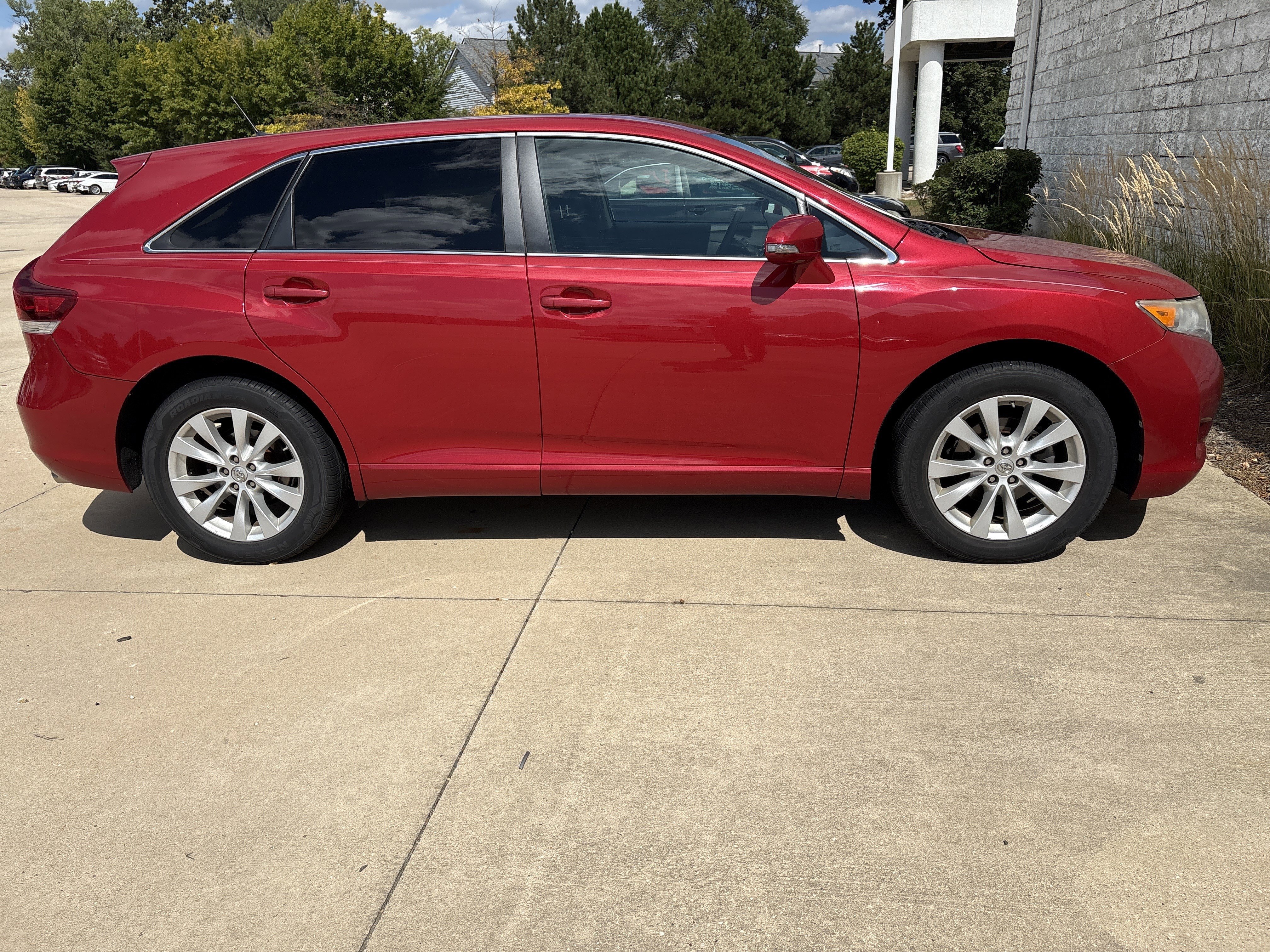 Used 2013 Toyota Venza LE with VIN 4T3ZA3BB6DU081186 for sale in Palatine, IL