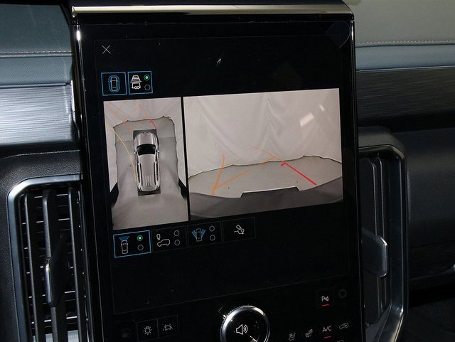 2026 Gmc Acadia AT4 photo 13
