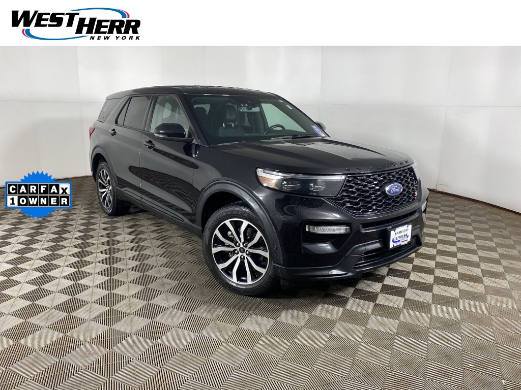 2021 Ford Explorer ST's photo
