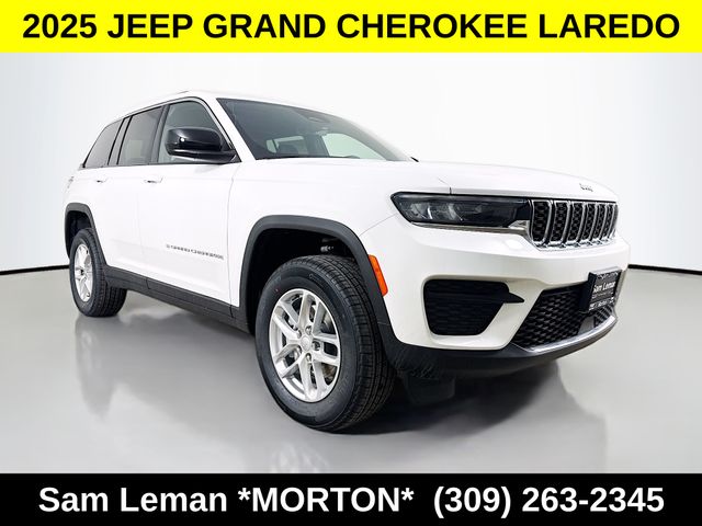 2025 Jeep Grand Cherokee Laredo's photo