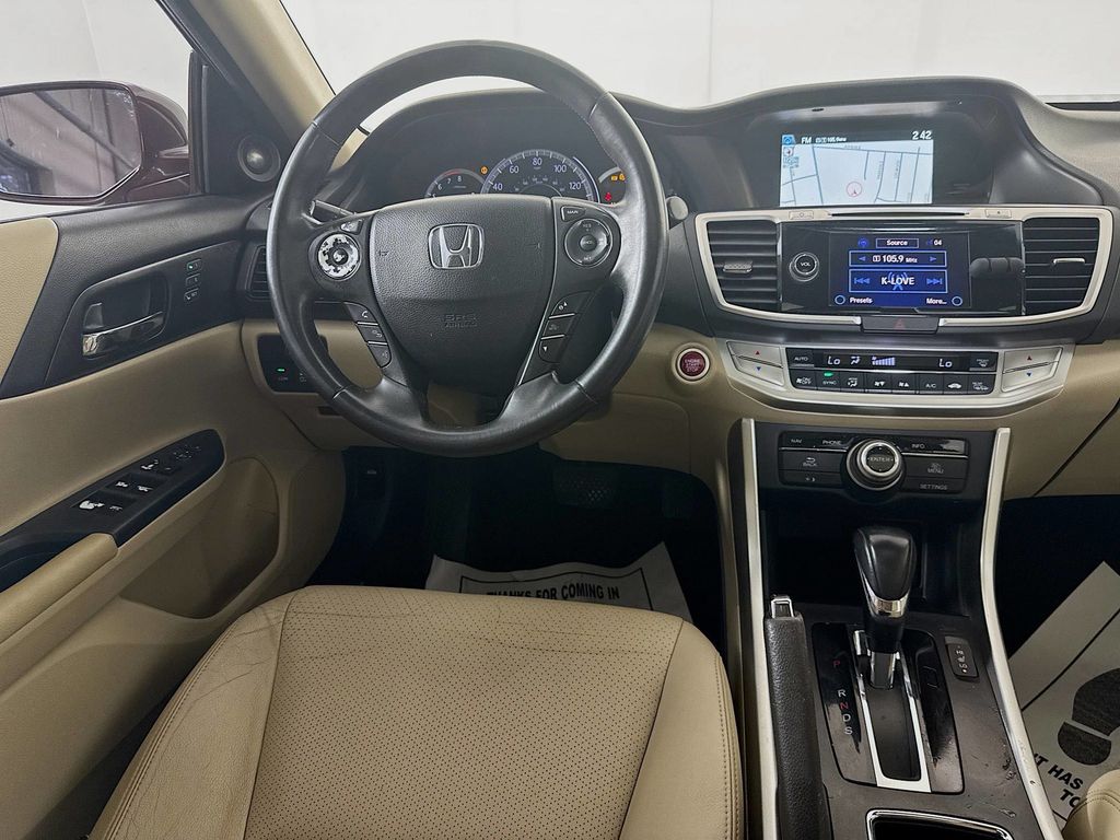 2013 Honda Accord Touring photo 28