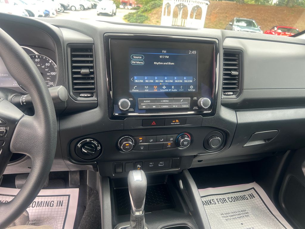 2022 Nissan Frontier S photo 17